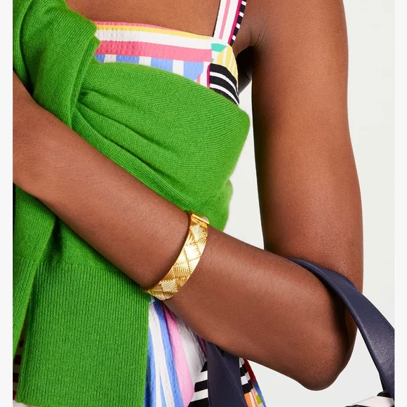 Kate Spade New York Gold-Tone Hinged Bangle Bracelet – Style KB916 - Picture 1 of 8